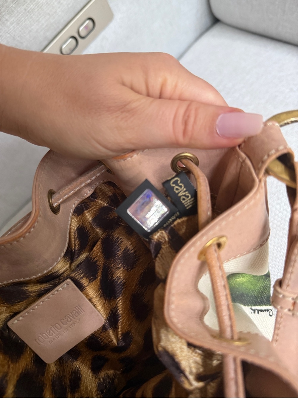 Roberto Cavalli Beige Floral Canvas Bucket Shoulder Bag with Tan Leather Trim - Picture 6 of 7
